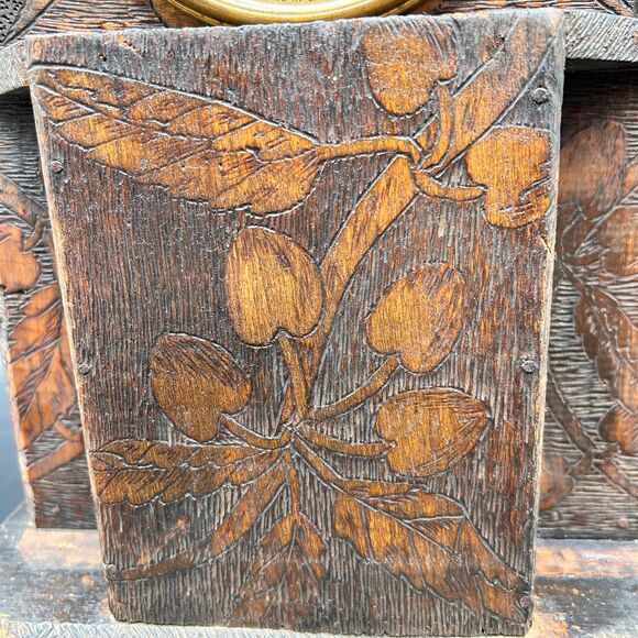 Antique clock Pyrography Wood Burned Carved Wood clock roses - Picture 2 of 10